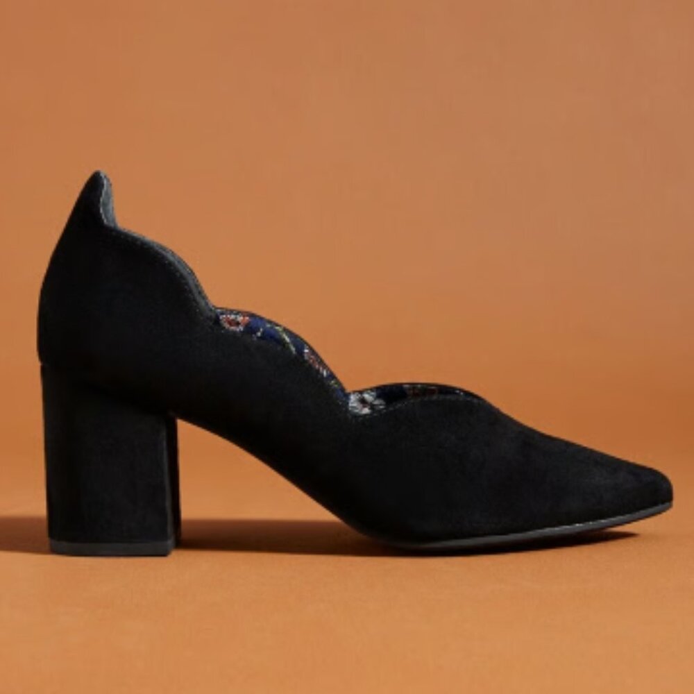 eychelles Cascade Scalloped Suede Block Heel Shoes Black 8.5